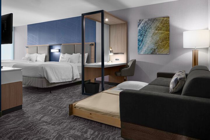 Room 22 of 28