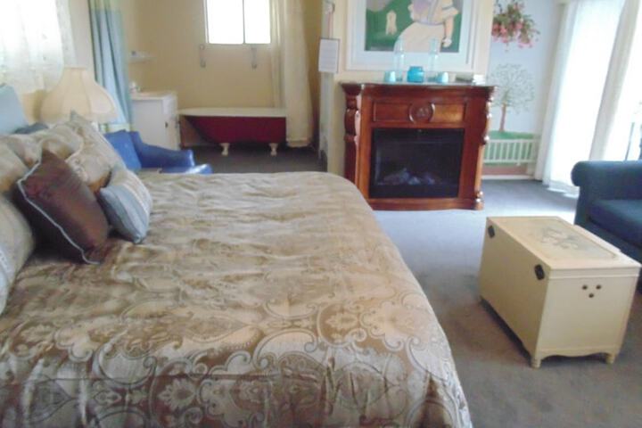 Room 18 of 71