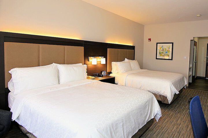 Holiday Inn Express & Suites Ashland by IHG