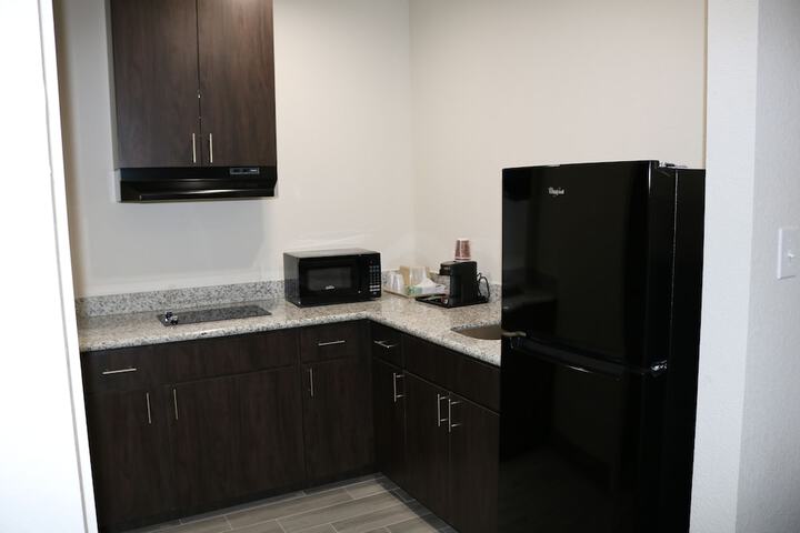 Scottish Inn & Suites - IAH Airport