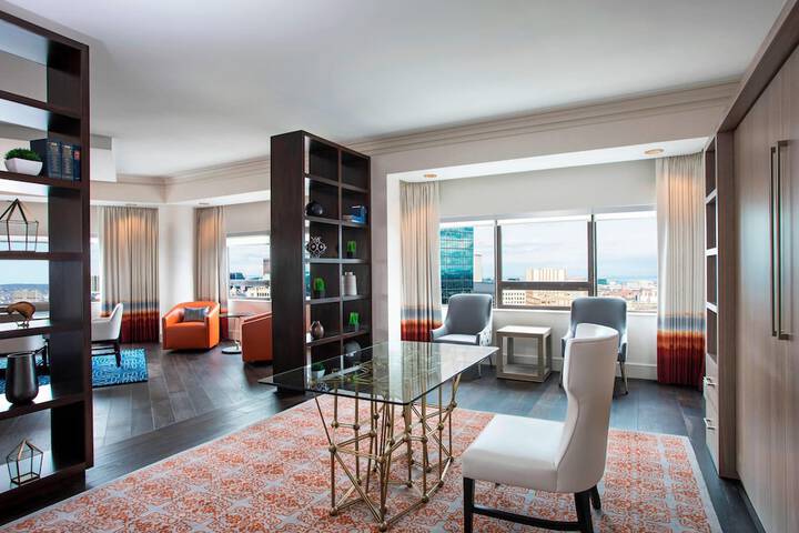Room 40 of 91
