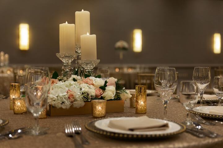 Ballroom/Hall 52 of 54