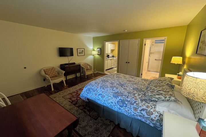 Room 27 of 31