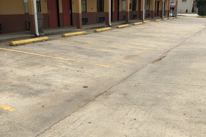 Property Grounds 22 of 27