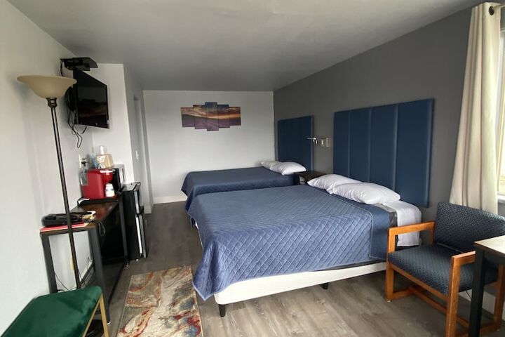 Room 10 of 49