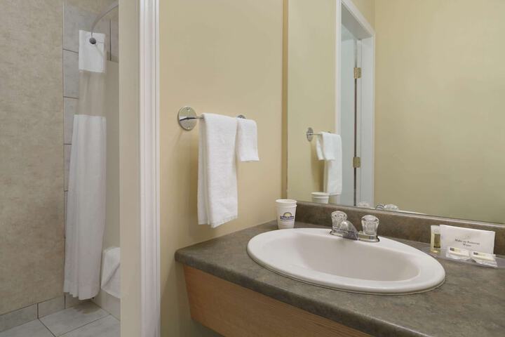 Days Inn & Conference Centre by Wyndham Penticton