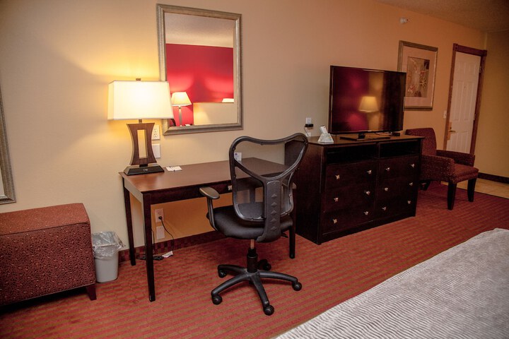 Room 18 of 40
