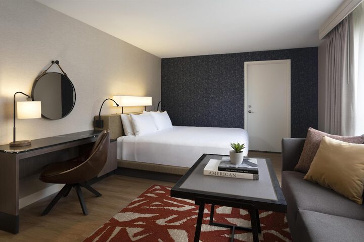 Hyatt Regency San Antonio Riverwalk
