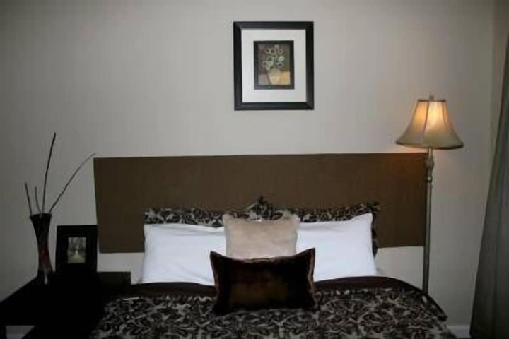 Room 3 of 11