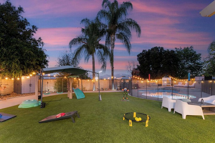 Luxury Pool Home w Theater Games & Mountain View