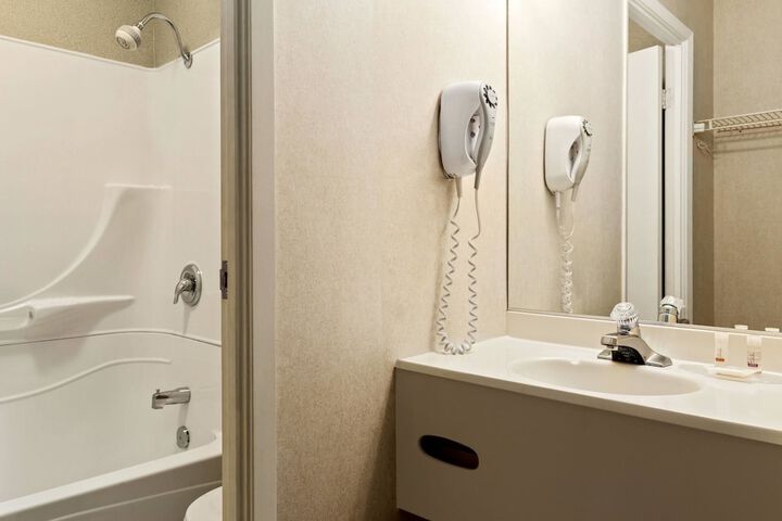 Days Inn by Wyndham Trois-Rivieres