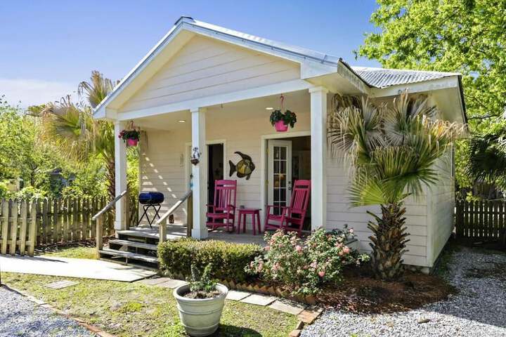 Carroll House Cottages