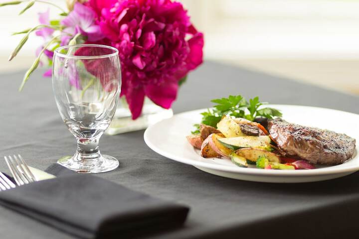 Dining 79 of 116