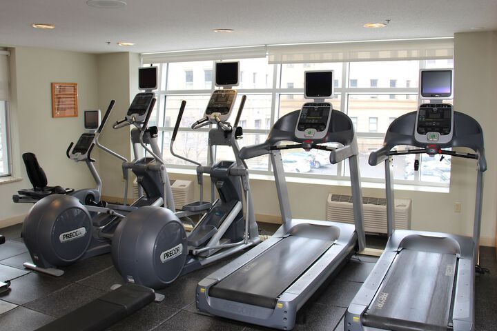 Wyndham Garden Buffalo Downtown