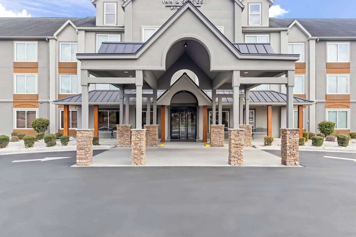 Country Inn & Suites by Radisson Savannah I-95 North, GA