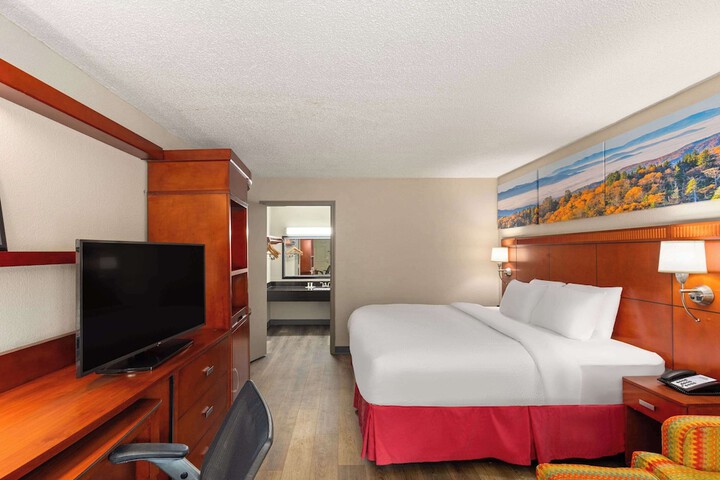 Room 22 of 26