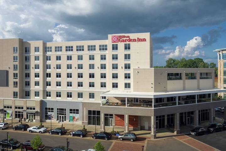 Hotel 3 of 71
