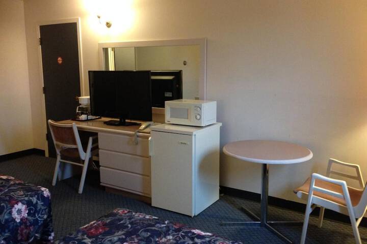 Room 15 of 40