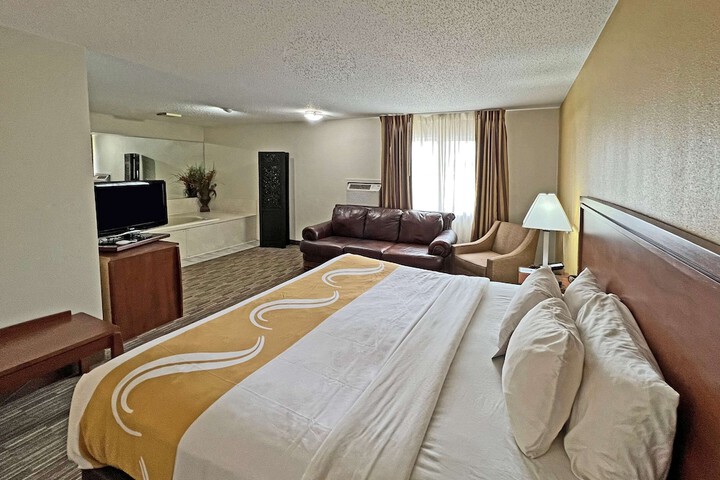 Quality Inn Mitchell I-90