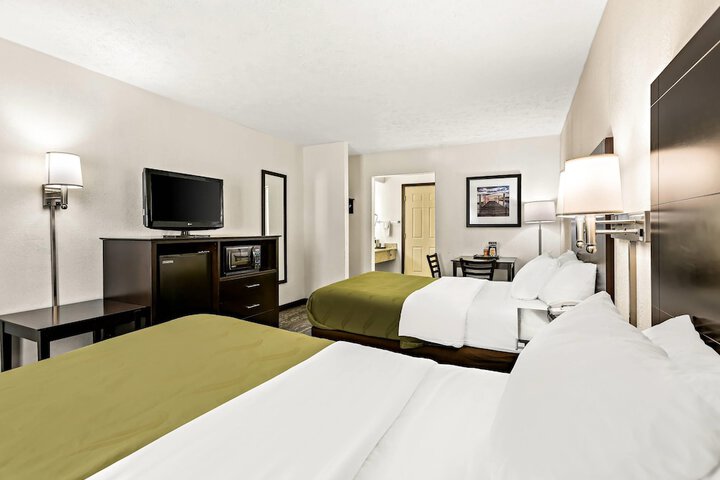 Quality Inn Traverse City