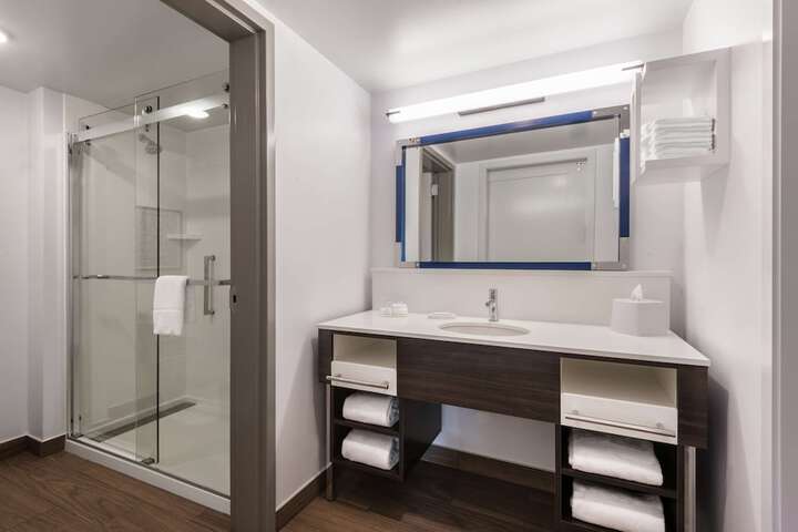 Room 20 of 47