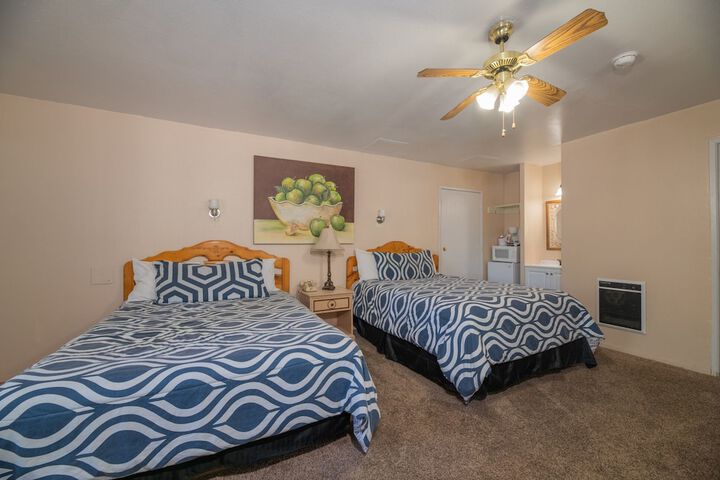 Room 12 of 143