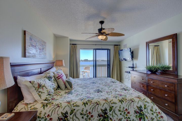 Anna Maria Island Beach Palms 5B