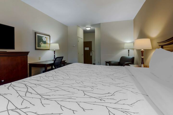 Room 21 of 27