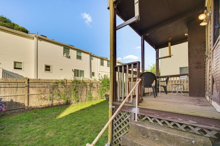 Medford Apartment Rental 5 Mi to Downtown Boston