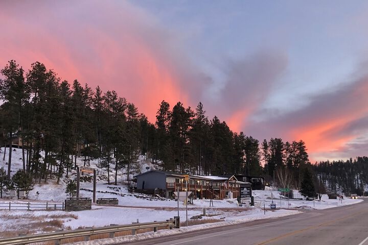 Mountain View Lodge & Cabins