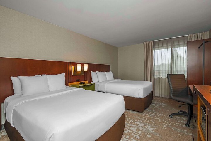 Room 21 of 53