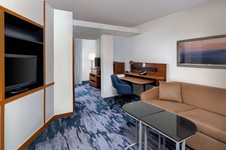 Room 11 of 29