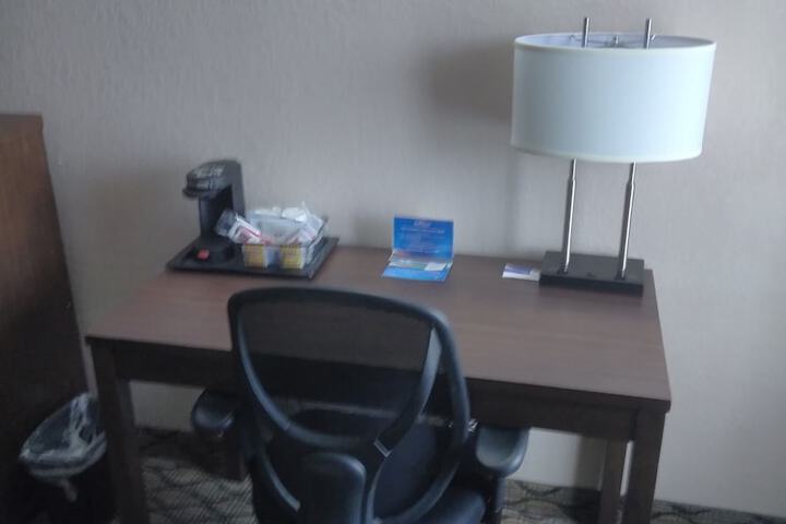 Room 13 of 71