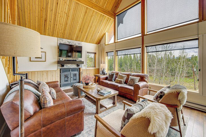 Dreamy Escape Btwn Winter Park & Lake Granby!