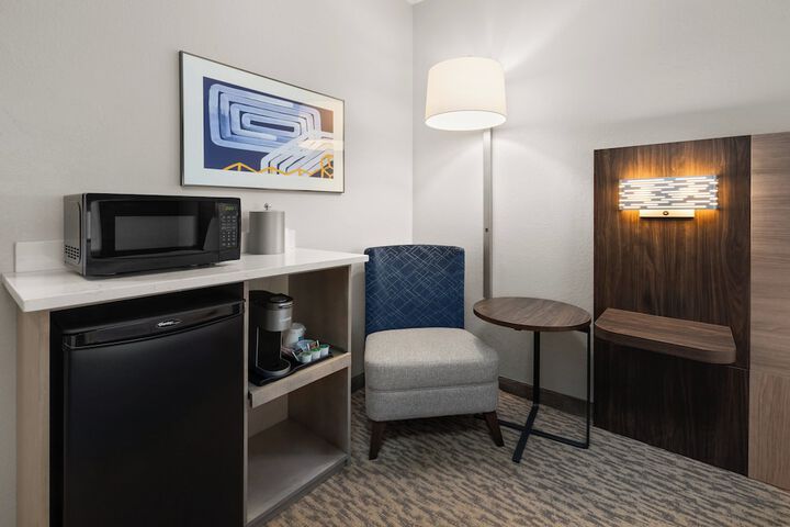 Room 21 of 47