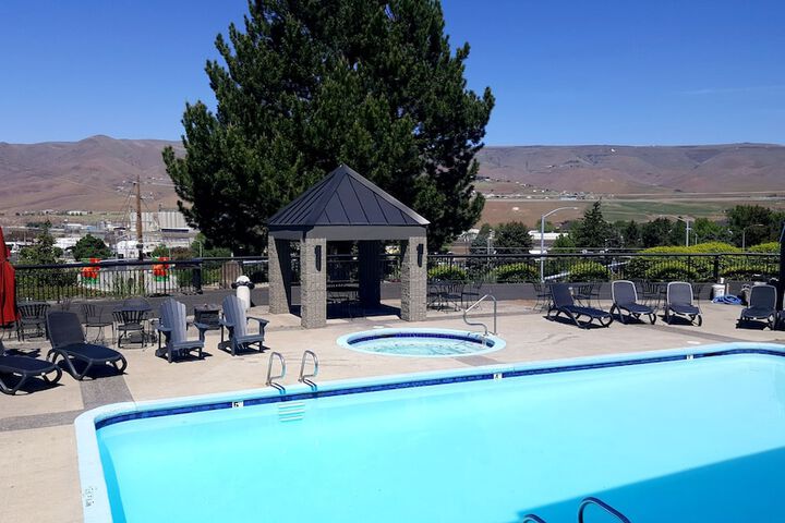 Pool 3 of 32
