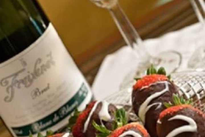 Rockwell Falls Inn and Wine Bar