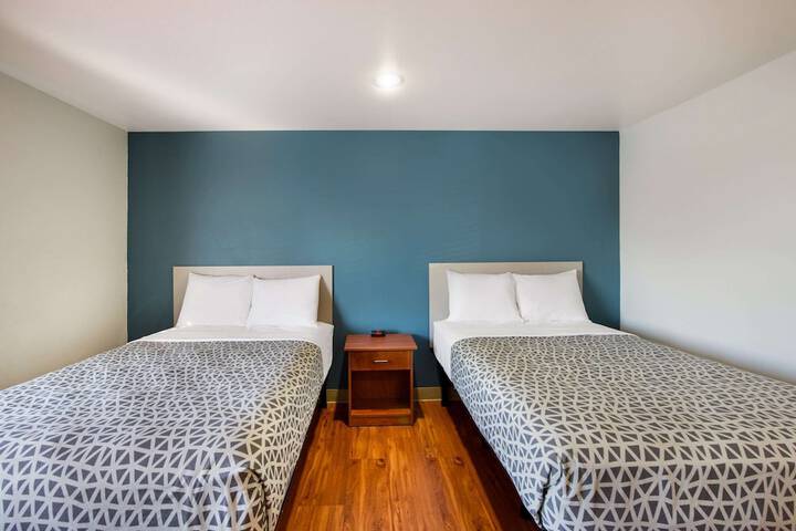 Room 18 of 37