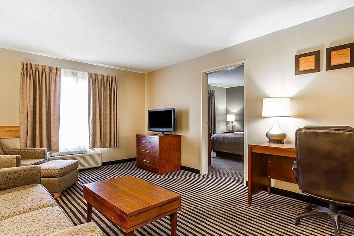Comfort Inn Owatonna near Medical Center