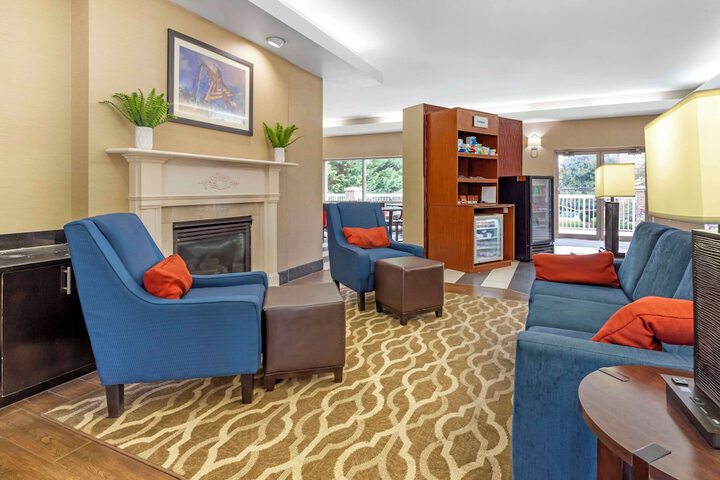 Hotel Interior 16 of 38