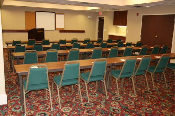 Hampton Inn Hillsville