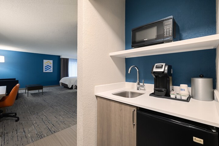 Room 22 of 53