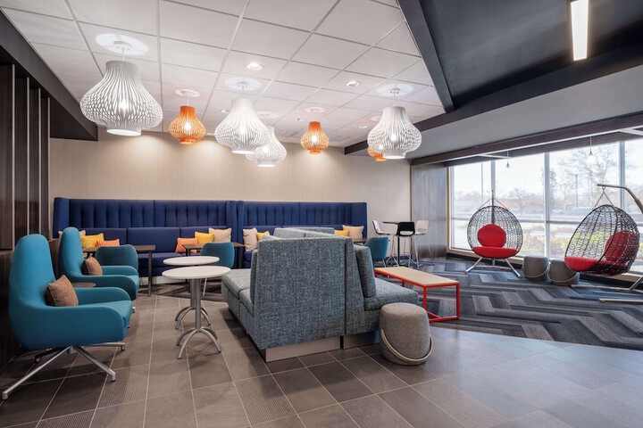 Hotel Interior 4 of 25