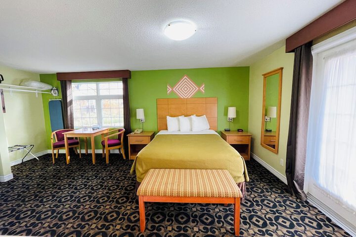 Room 35 of 54