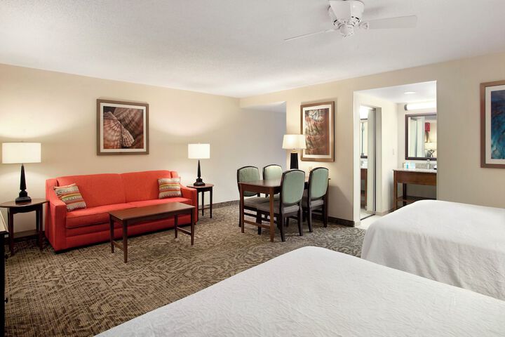 Hampton Inn & Suites Outer Banks / Corolla