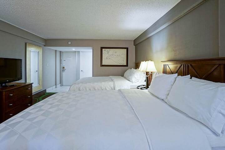 Room 12 of 29