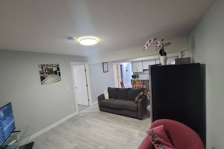 Luxurious Home Away From Home With Aircon
