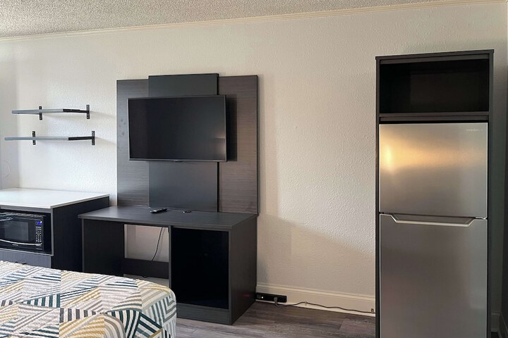 Studio 6 Suites Perry GA