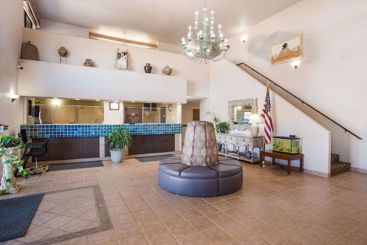 Hotel Interior 8 of 36