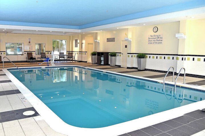 Fairfield Inn & Suites Hartford Airport